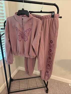 Celebrity Pink Mauve Butterfly Sweatshirt & Joggers Set